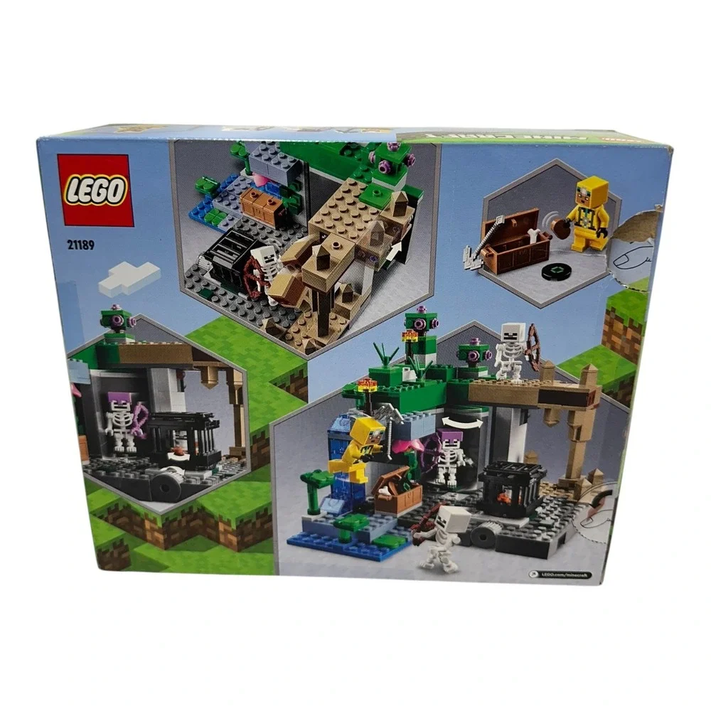 LEGO Minecraft The Skeleton Dungeon 21189 364 Pieces New Sealed Damaged Box